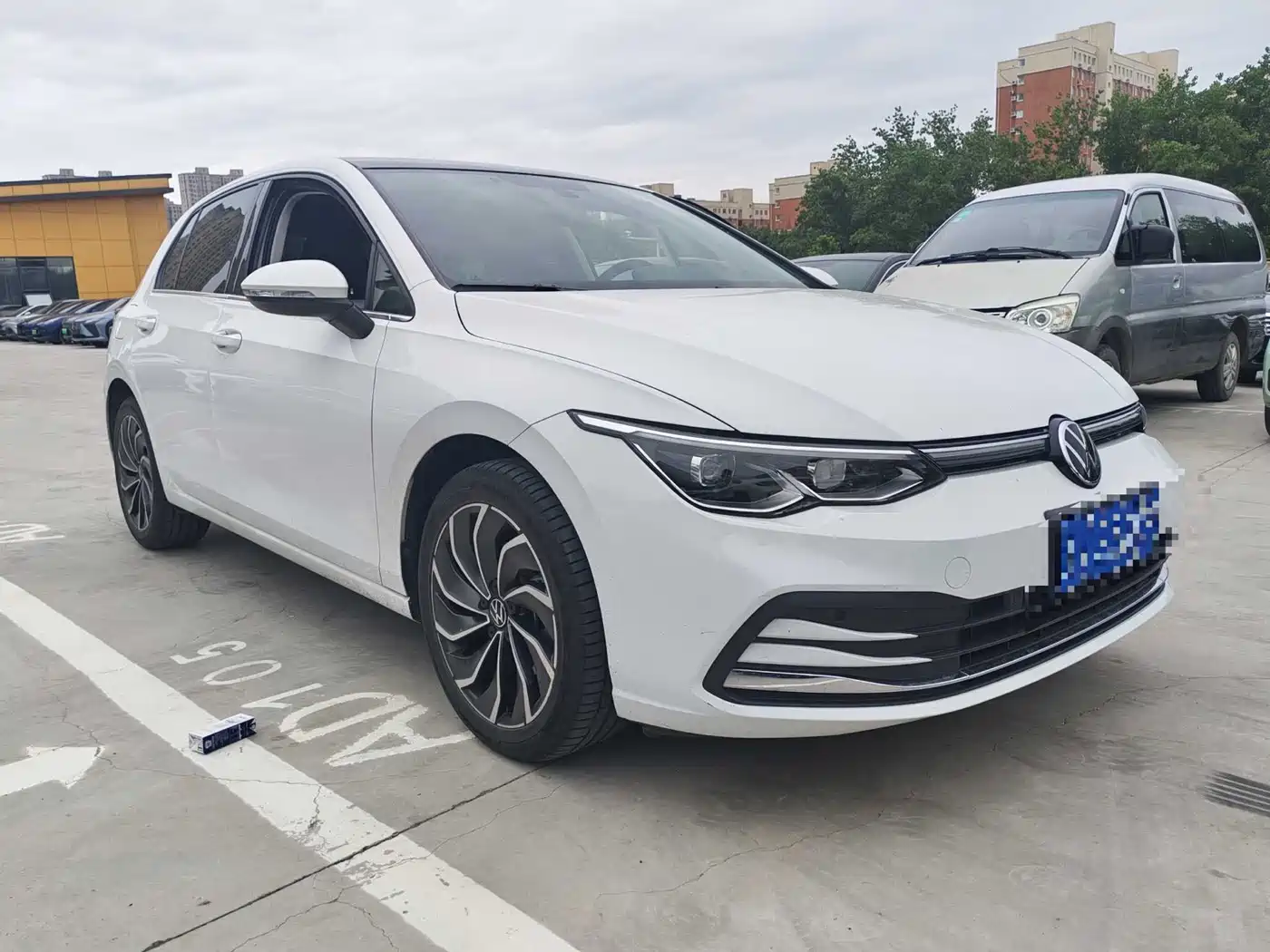 Volkswagen Golf 2023 Facelift 280TSI DSG Pro фото 3