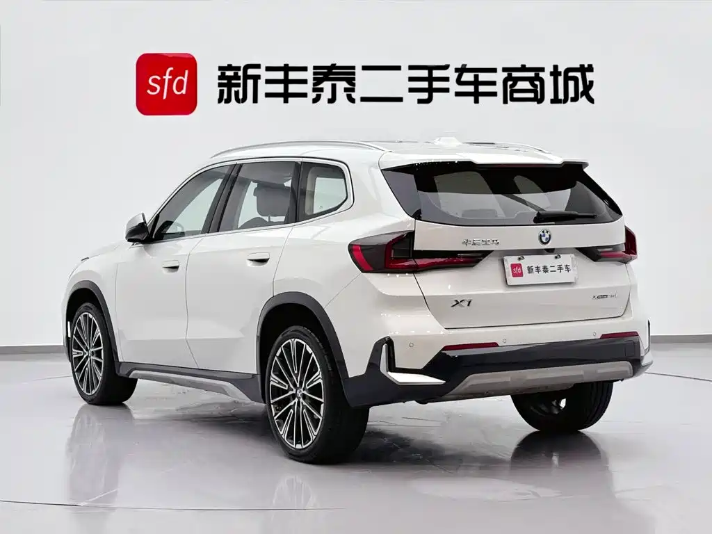 Photo 6 - BMW X1