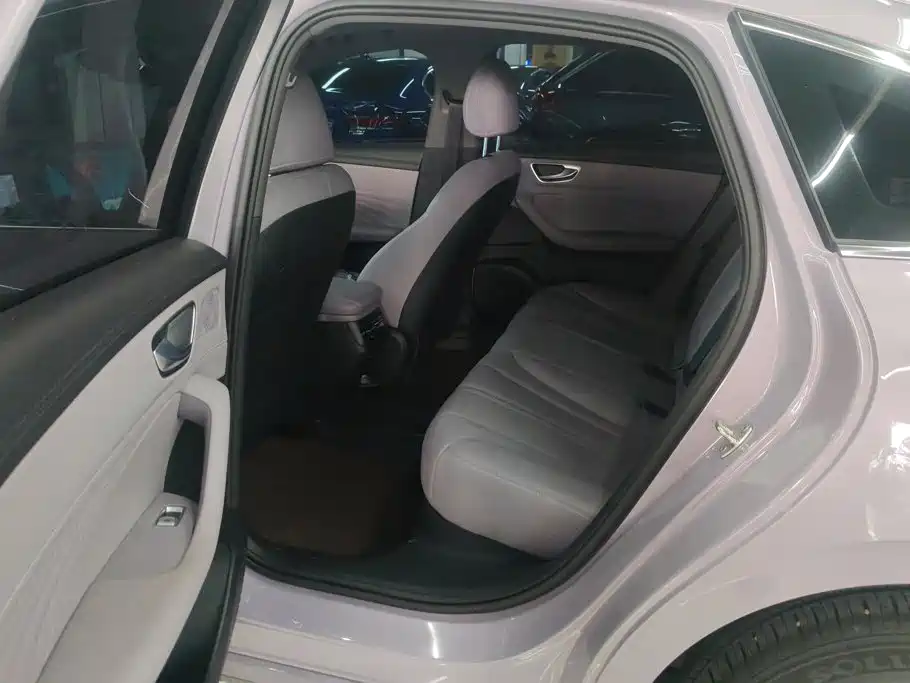 Roewe M7 DMH 2026 2025 1.5T 115km Standard
