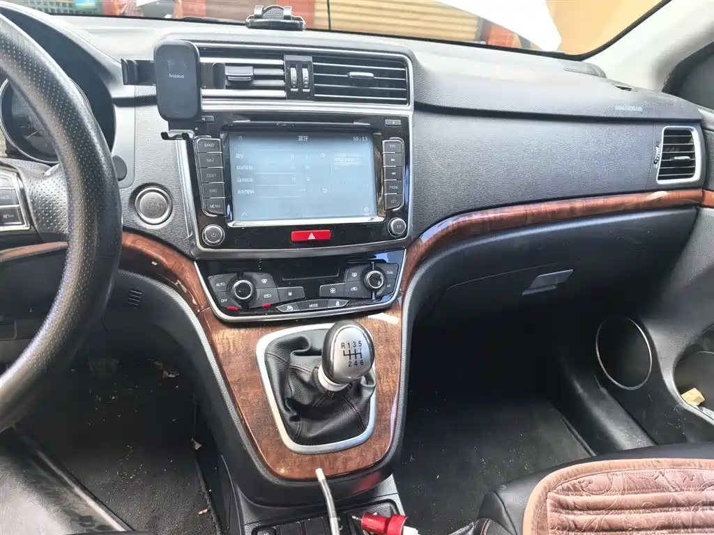 Haval H6 2015 Sport Edition 1.5T Manual 2WD Elite фото 6