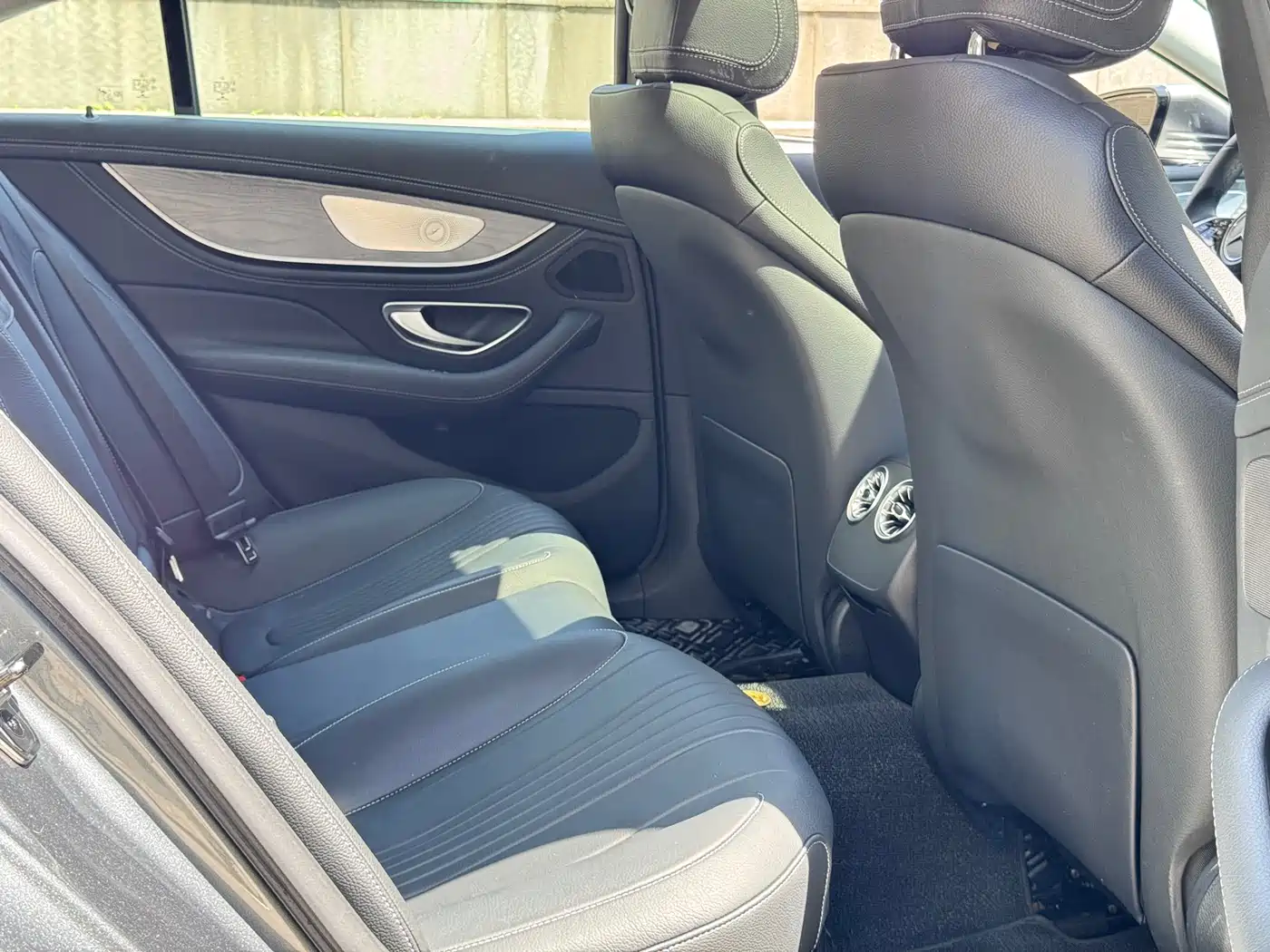 Mercedes-Benz CLS 2022 CLS 300 Dynamic фото 14