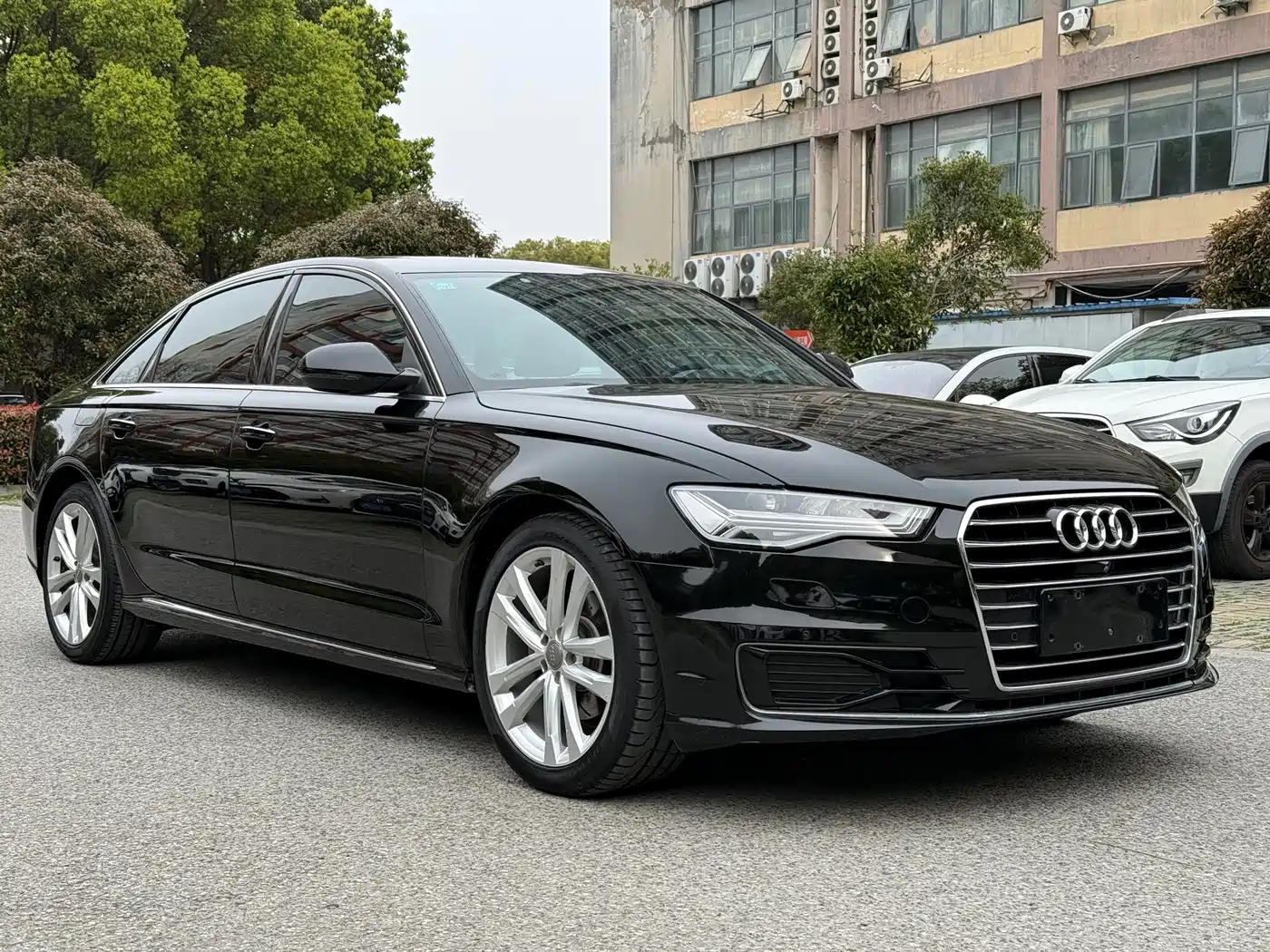 Audi A6L 2018 30th Anniversary 35 TFSI Sport фото 3