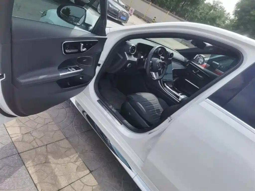 Mercedes-Benz C-Class 2022 C 200 L Sport Version фото 16