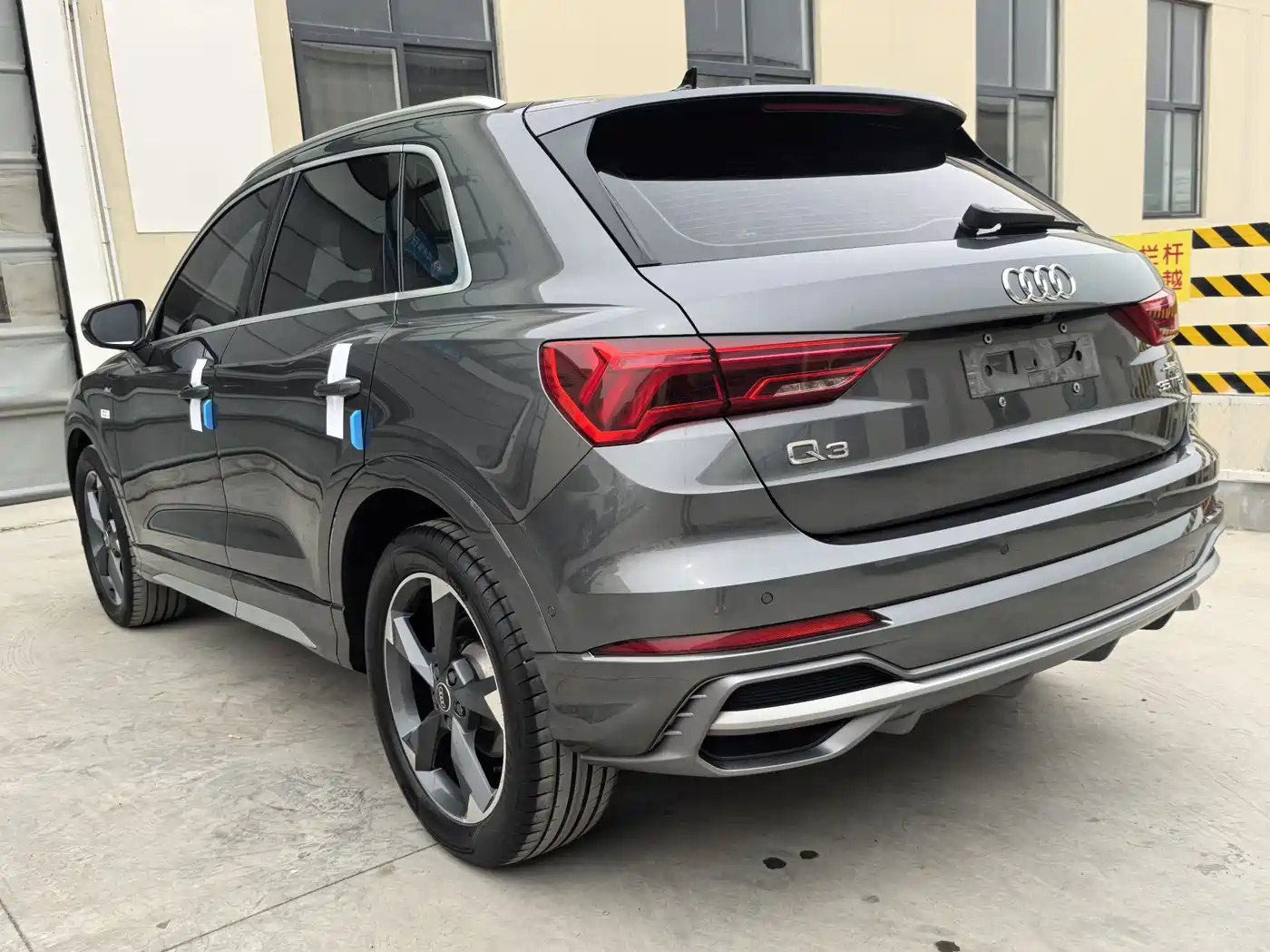 Audi Q3 2022 35 TFSI Fashion Dynamic фото 7