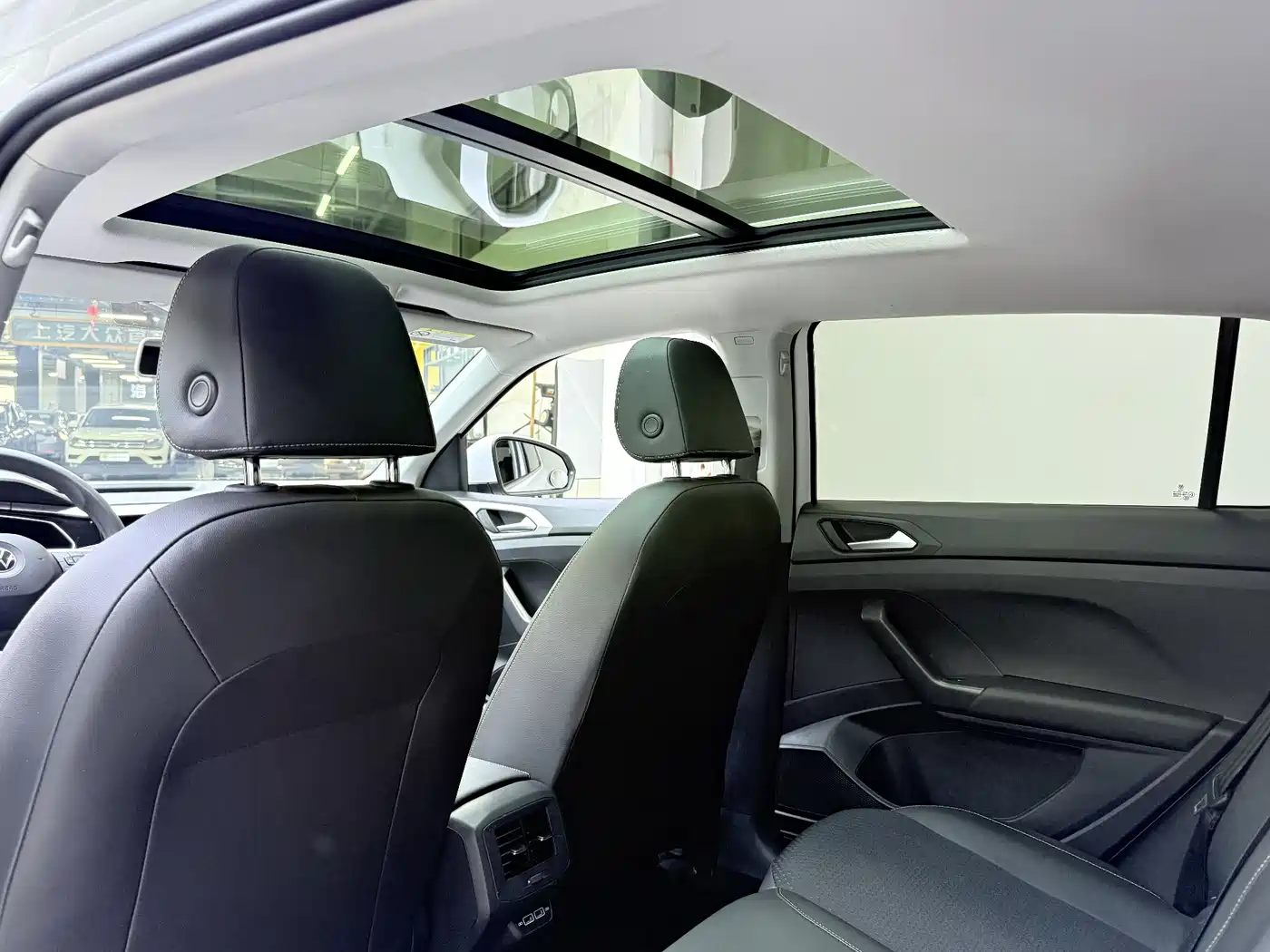 VOLKSWAGEN EXPLORING THE SHADOW