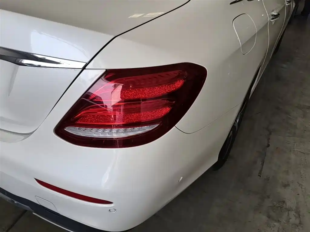 Mercedes-Benz E-Class 2019 E 300 L Sport Luxury фото 8