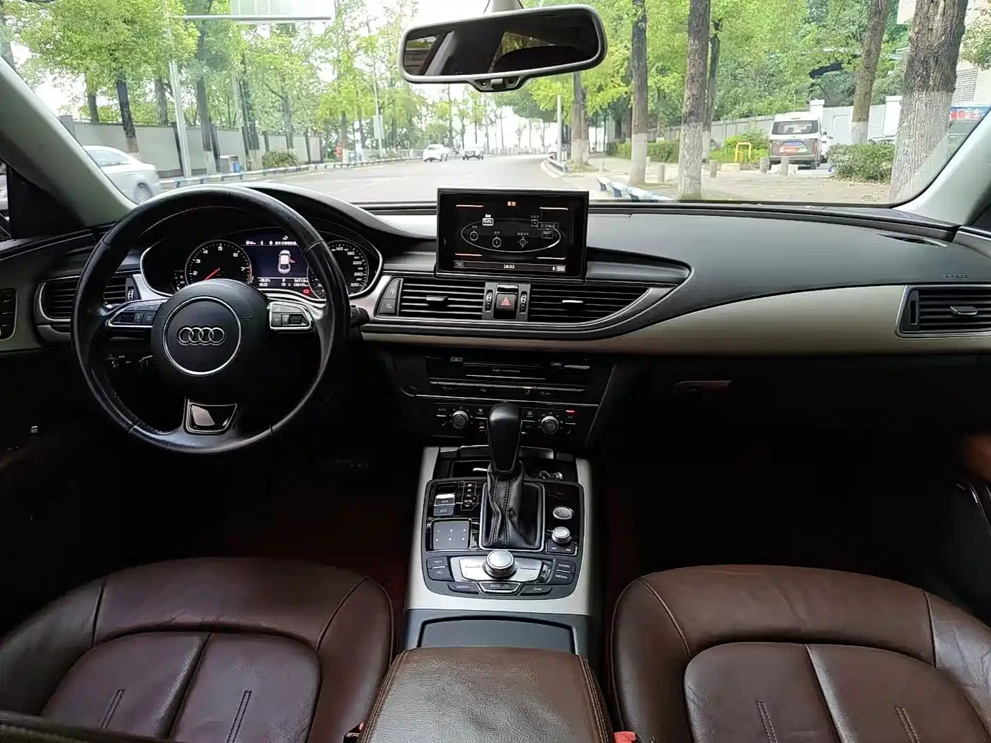 Фото 5 - Audi A7