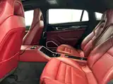 Photo 6 - Porsche Panamera