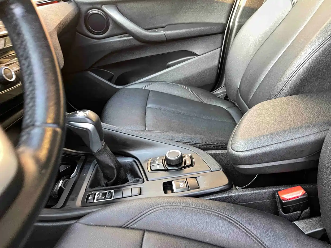 BMW X1 2019 sDrive20Li Leading Model фото 17