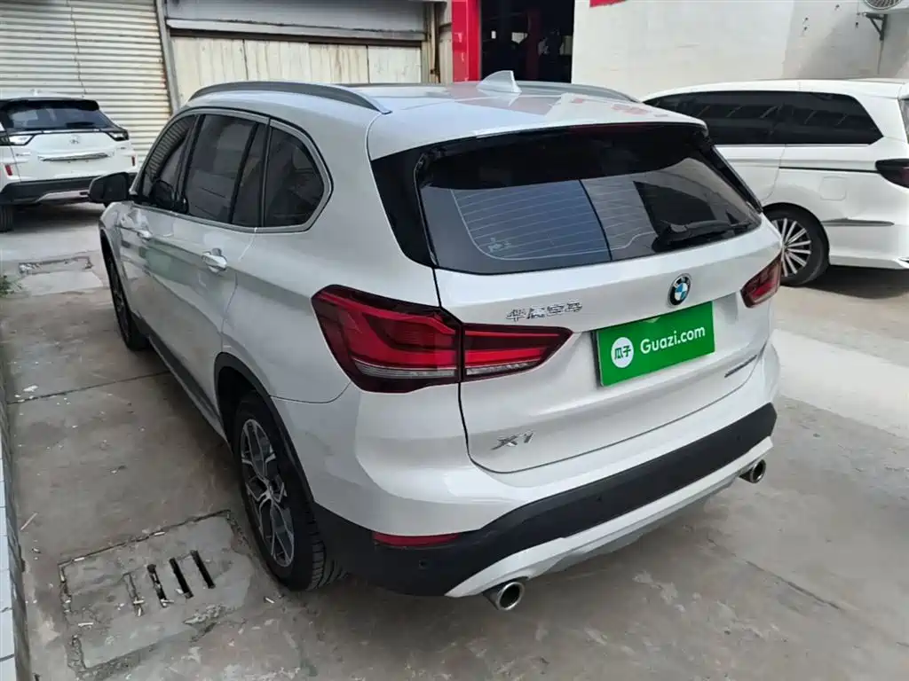 BMW X1 2021 sDrive20Li Exclusive фото 5