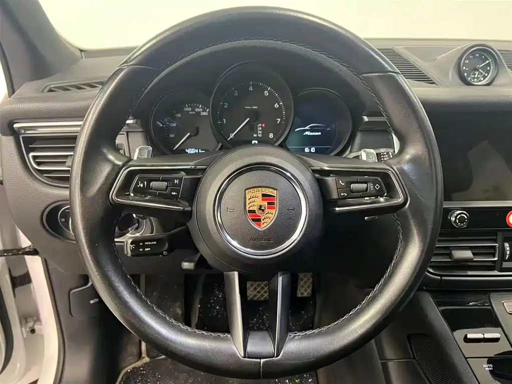 Porsche Macan 2023 Macan 2.0T фото 10