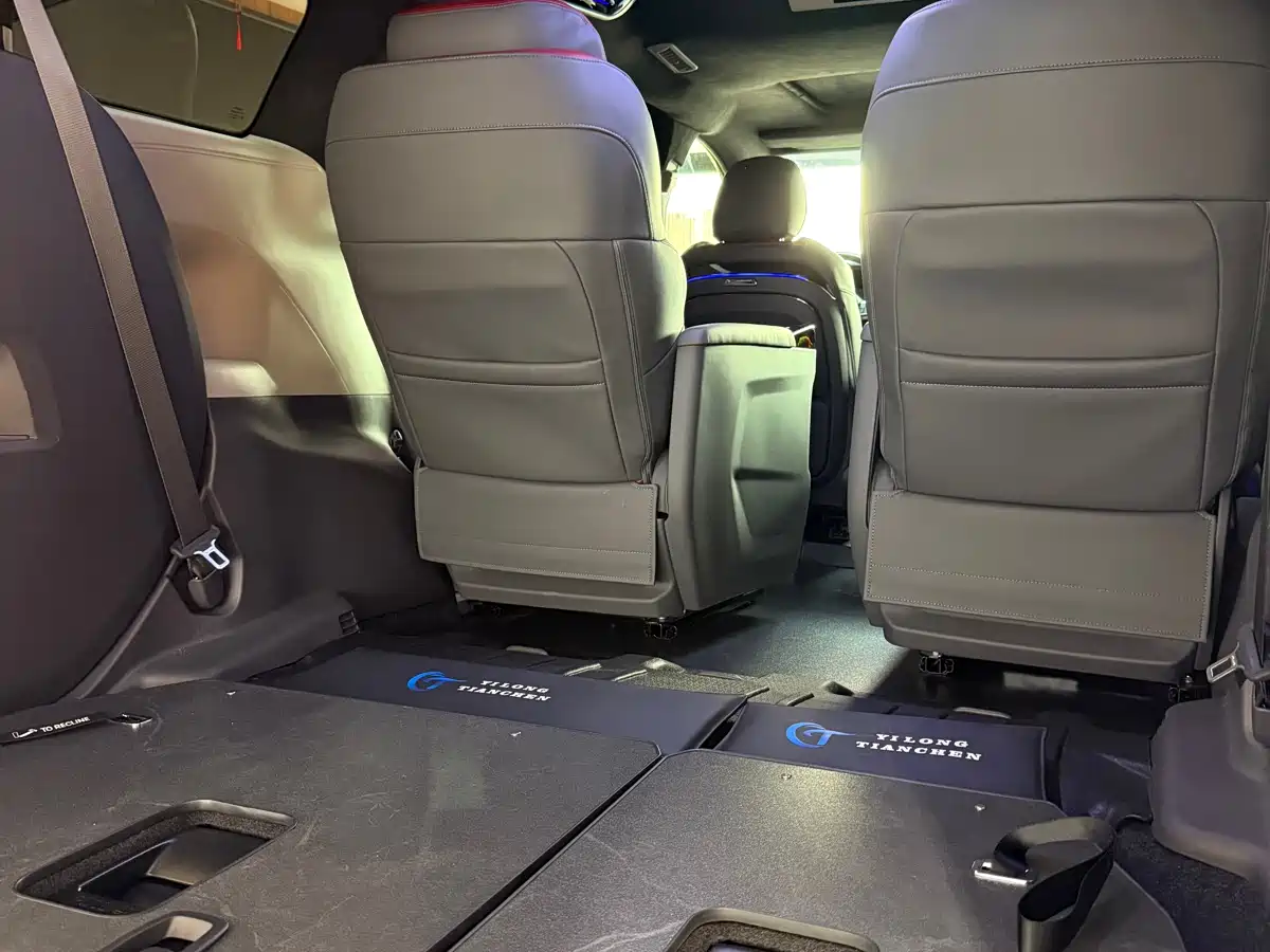 Toyota Sienna 2024 2.5L Hybrid Comfort Edition фото 15