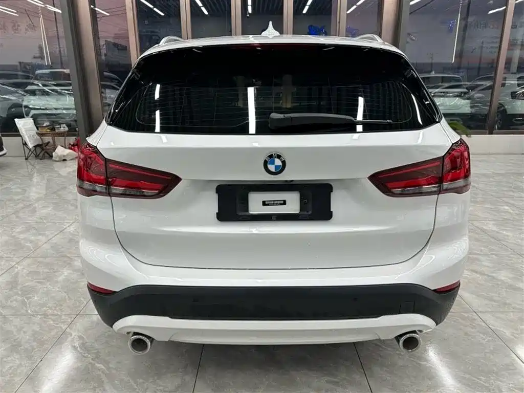 BMW X1 2021 sDrive20Li Fashion фото 5