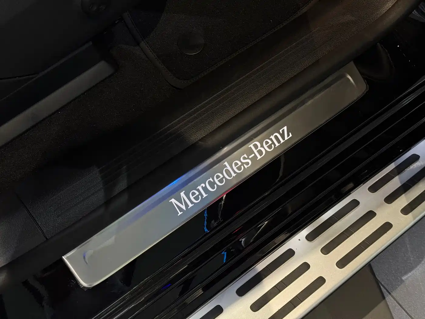 Mercedes-Benz EQS SUV 2026 2025 Model 500 4MATIC