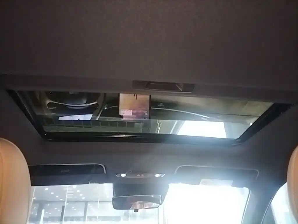Geely Galaxy Galaxy L6 2024 125km PLUS Soaring Dragon Edition фото 18