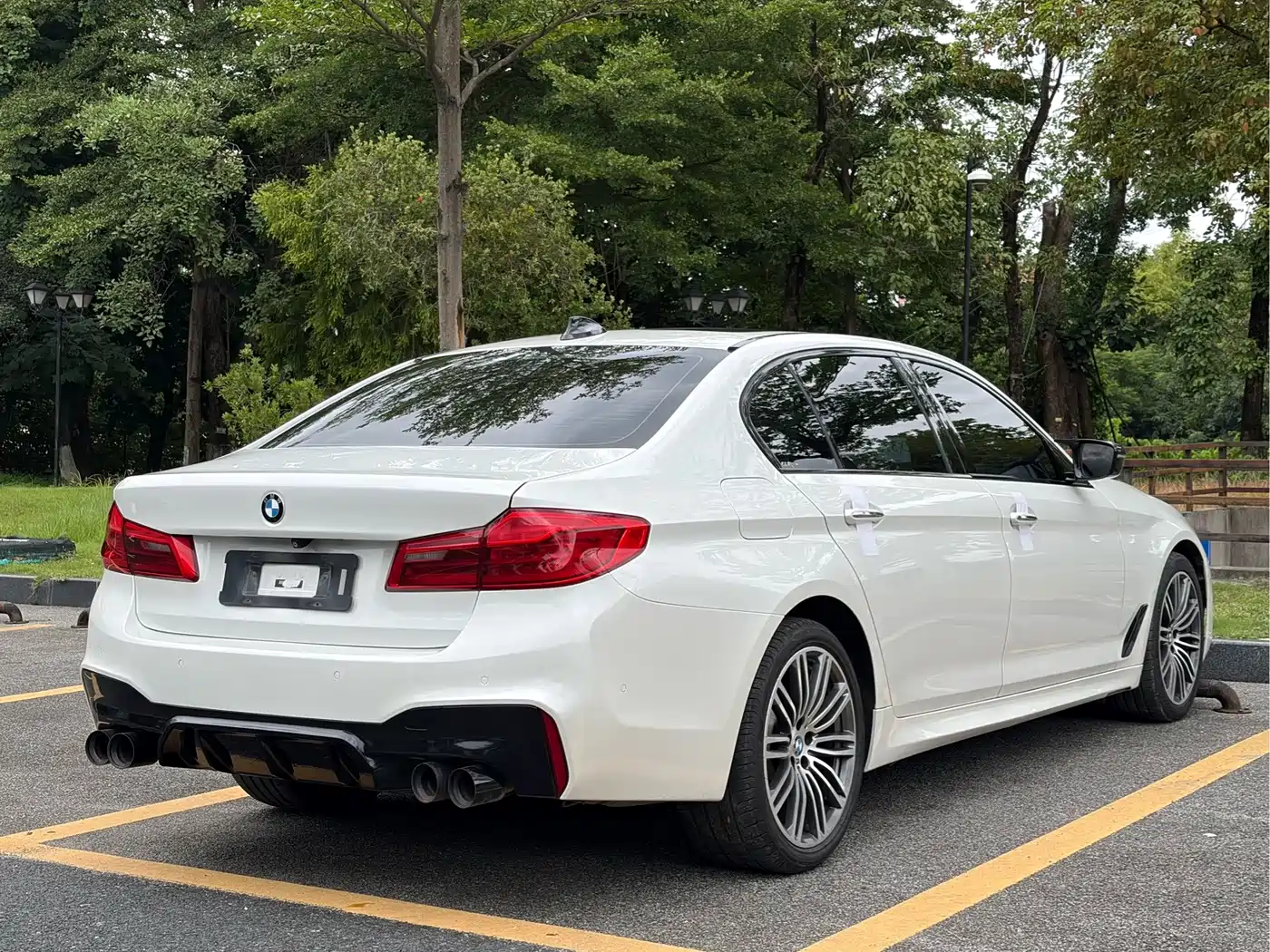 صورة 4 - BMW 5 Series