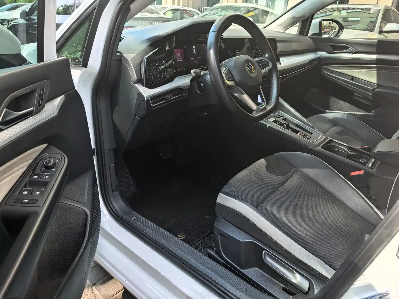 Volkswagen Golf 2021 280TSI DSG Pro фото 7