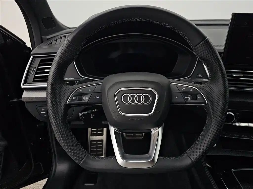 Audi Q5L 2024 Model 45 TFSI Luxury Dynamic фото 7