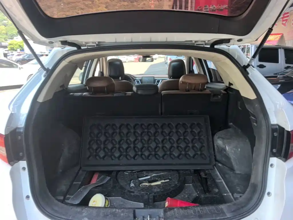 Soueast DX7 2015 2015 1.5T Manual Luxury