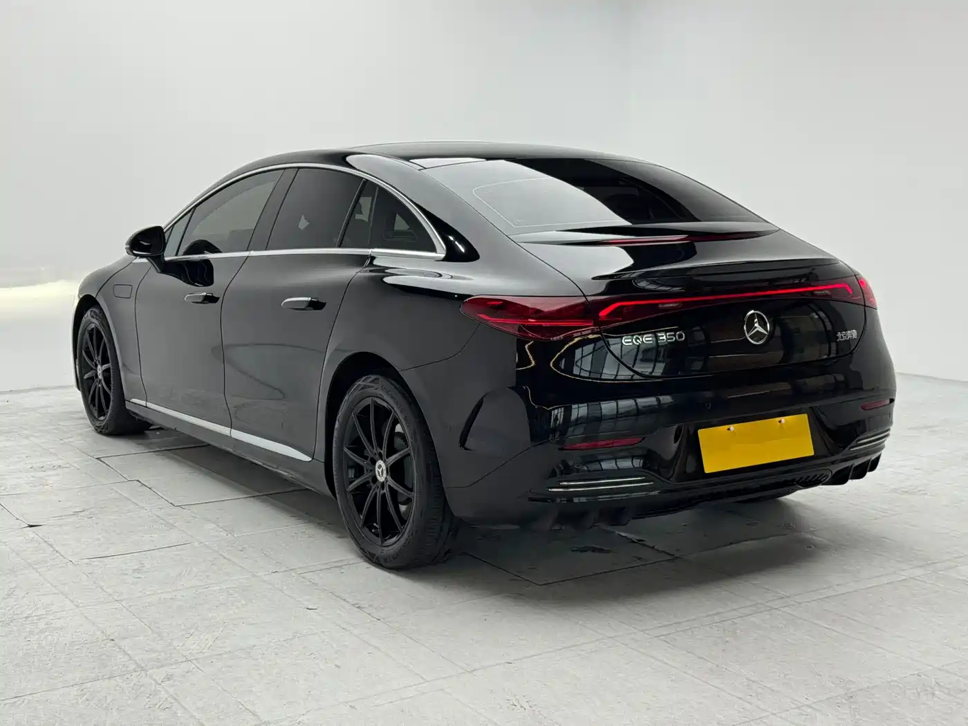 Mercedes-Benz EQE 2023 2022 350 Pioneer Edition