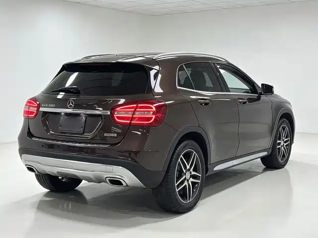Mercedes-Benz GLA 2016 GLA 200 Fashion — фото 5