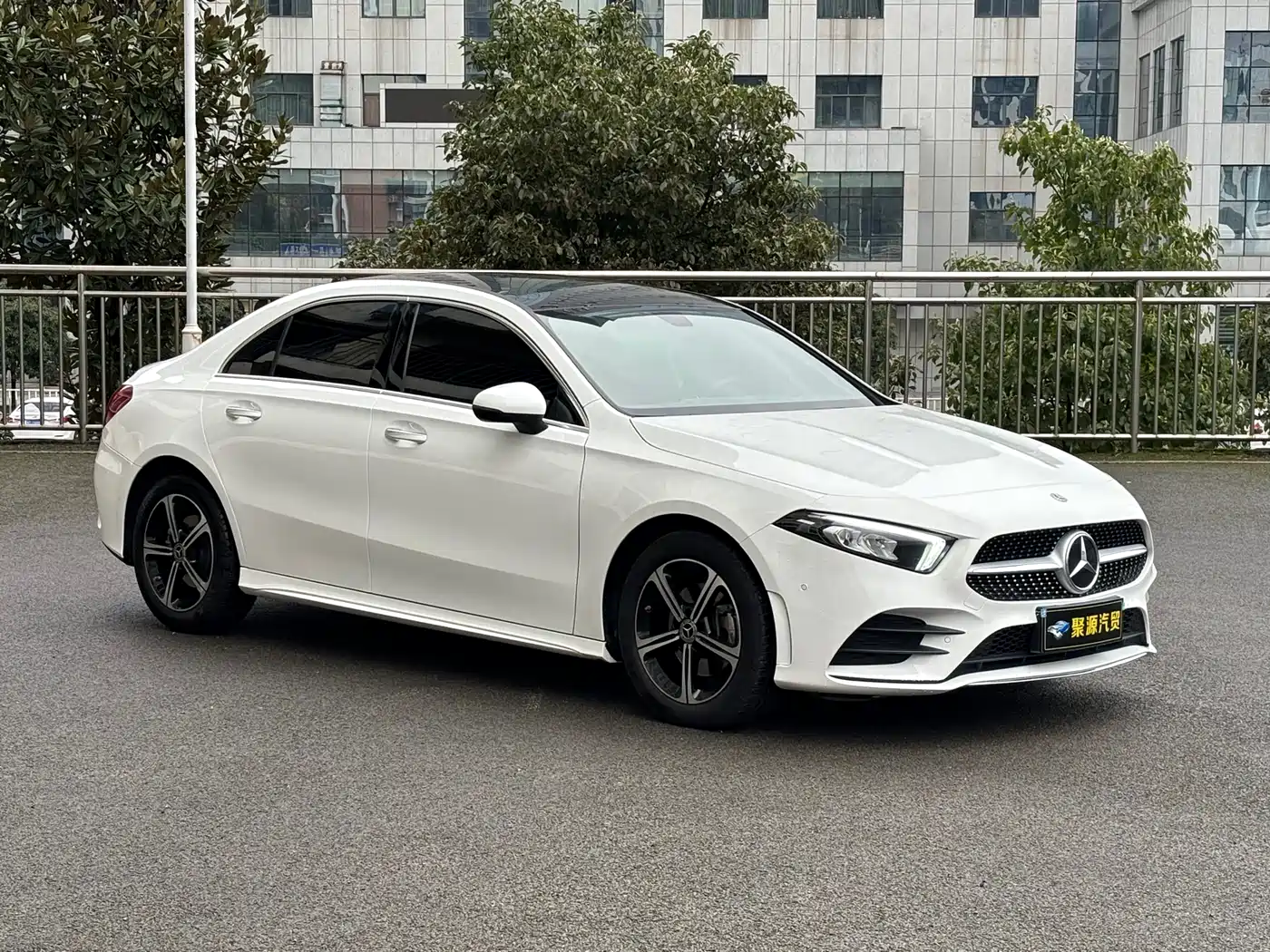 Mercedes-Benz A-Class 2022 Facelift II A 200 L Sport Sedan Fashion фото 3