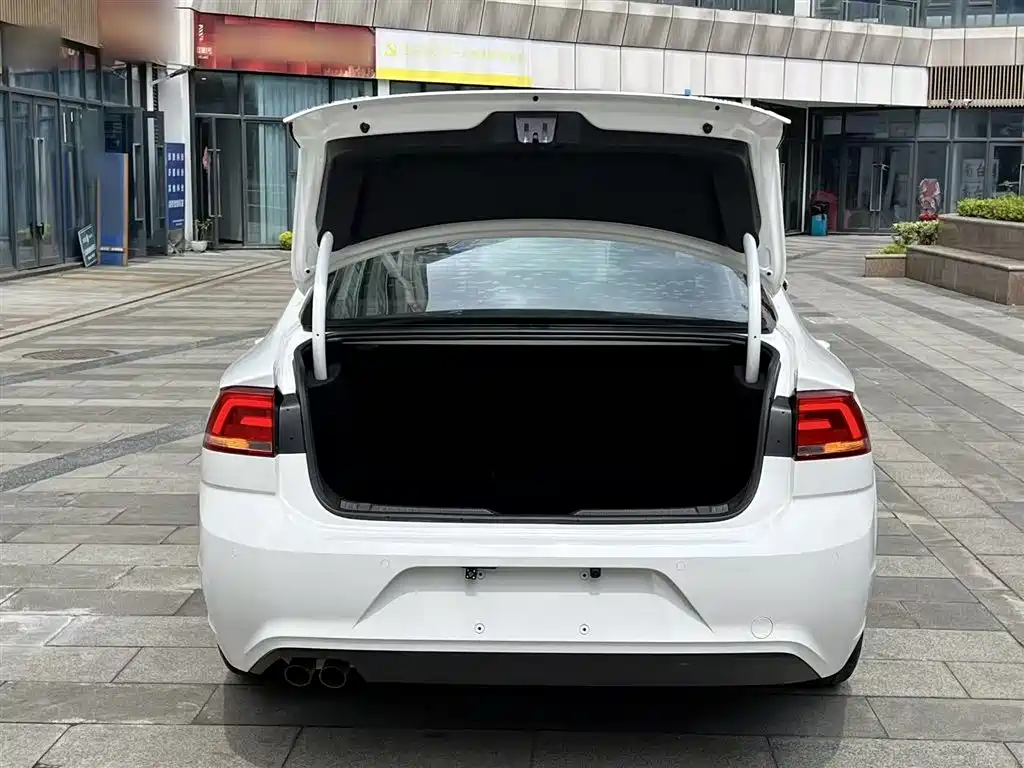 Volkswagen Lamando 2018 230TSI DSG Trend Edition фото 19