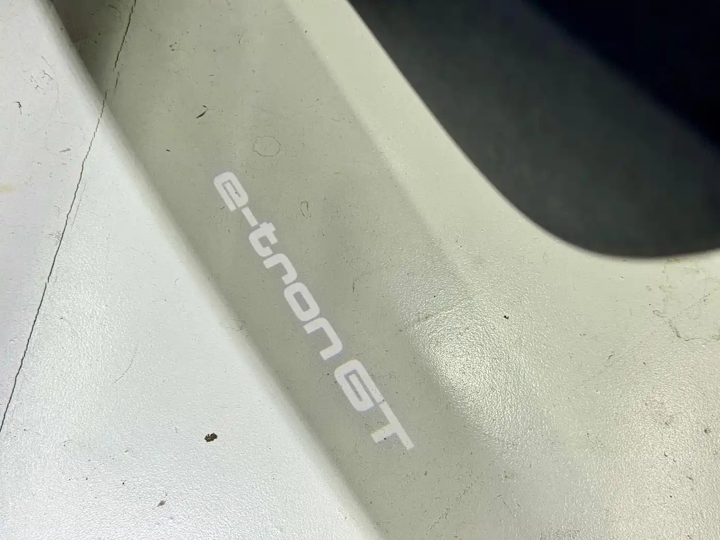 Audi e-tron GT 2024 2023 Base Model