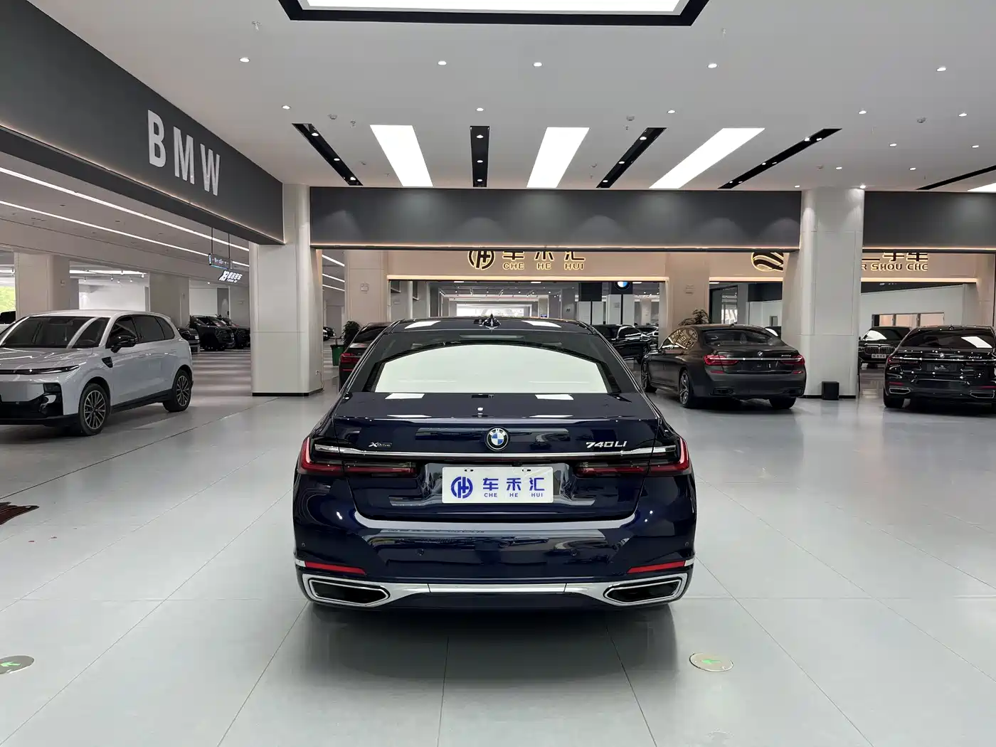 BMW 7-SERIES