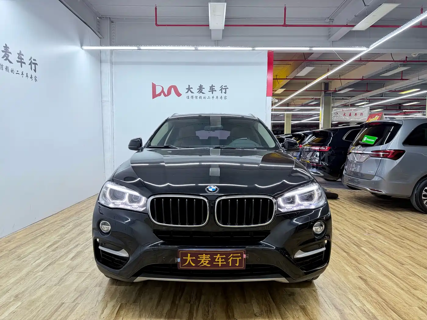 BMW X6 2015 xDrive28i фото 2