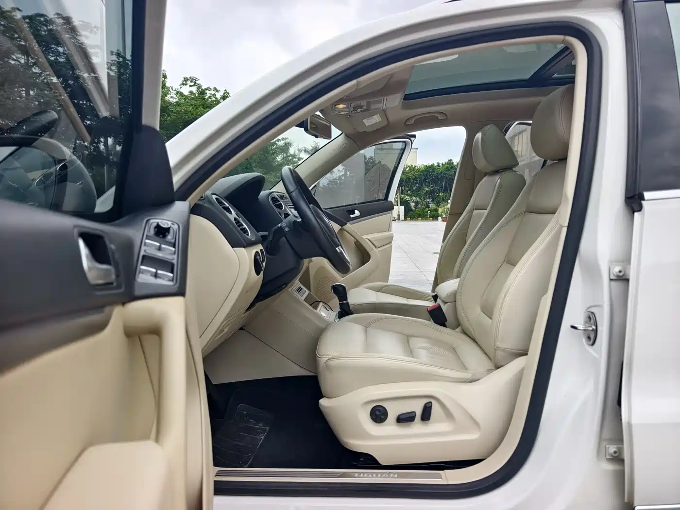 Volkswagen Tiguan 2015 1.8TSI Automatic 4WD Highline фото 10