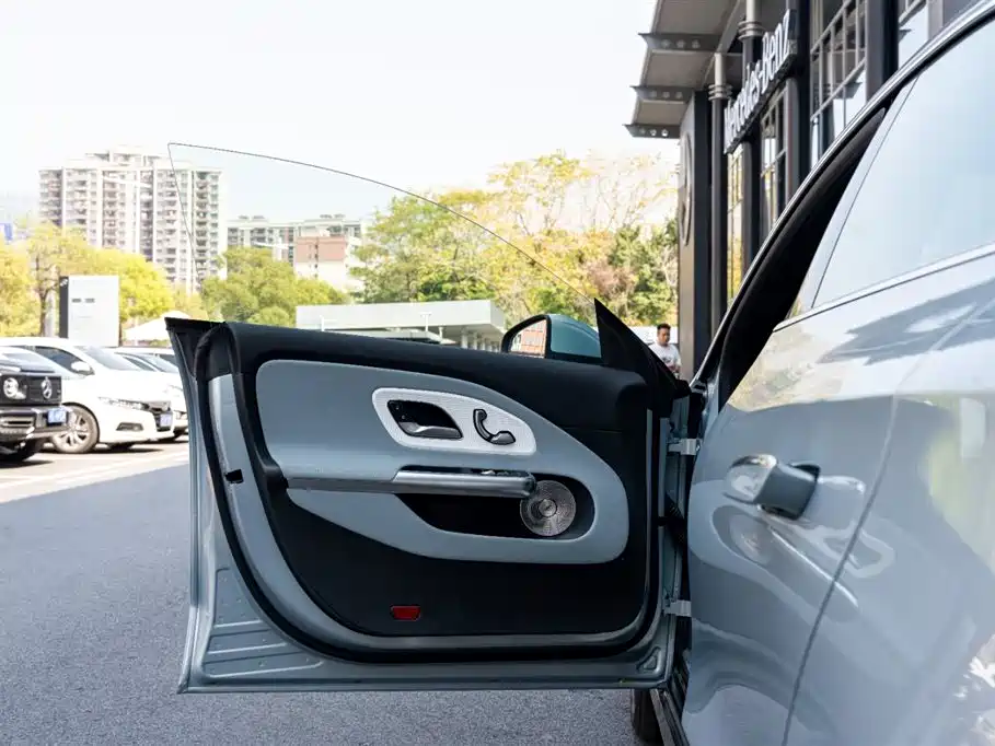 Mercedes-Benz CLA New Energy 2025 300L Dynamic Version фото 19