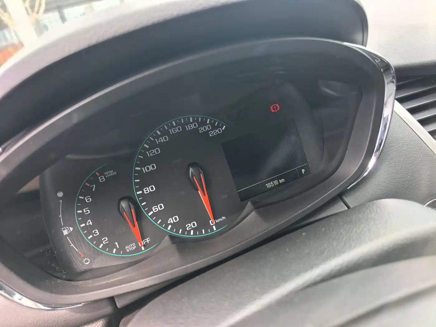 Chevrolet Trax 2018 330T Automatic 2WD Luxury фото 8