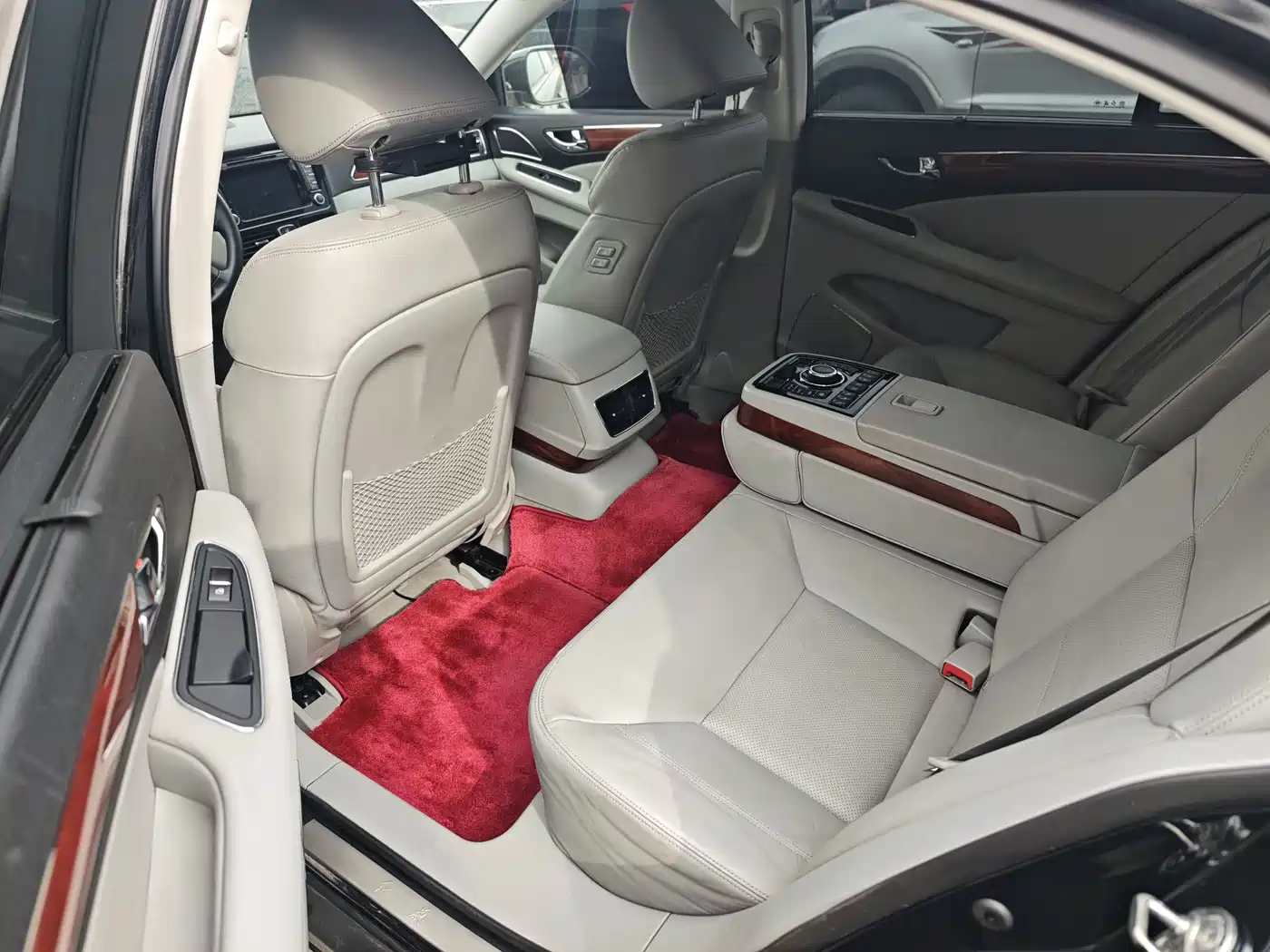 Hongqi H7 2015 2.0T Premium фото 8