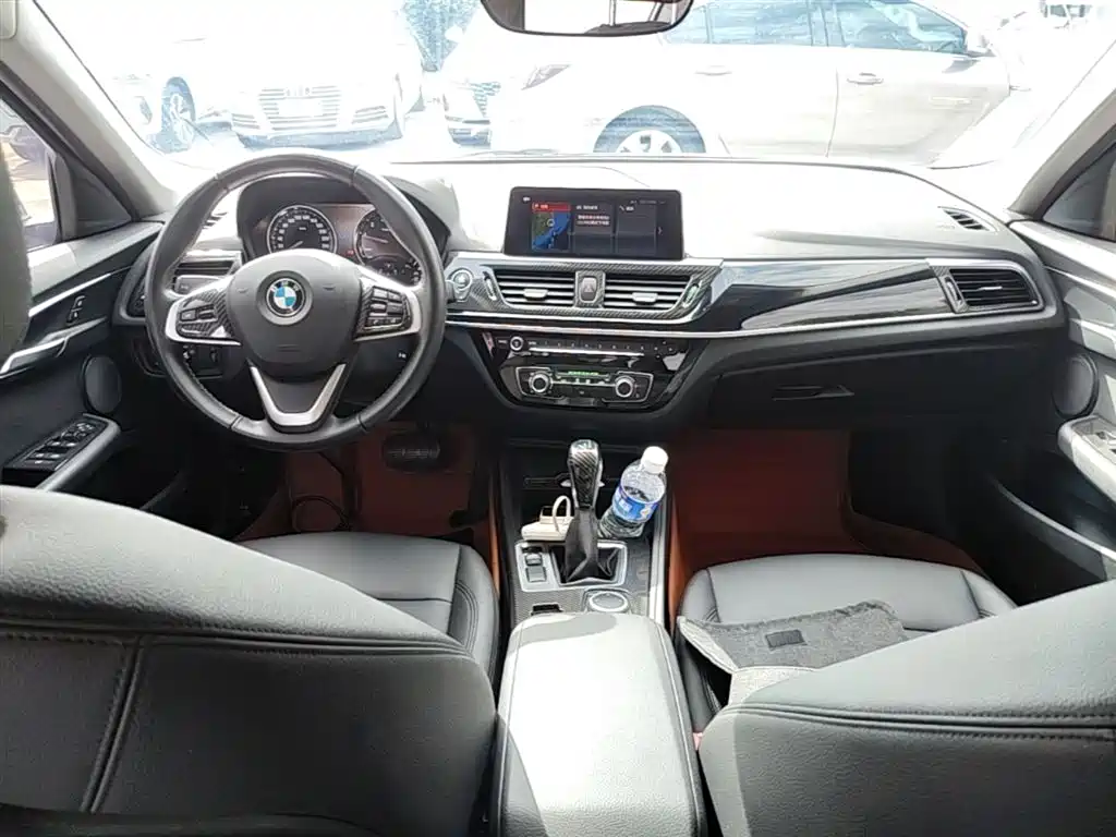 BMW 1 Series 2019 118i Fashion Edition фото 10