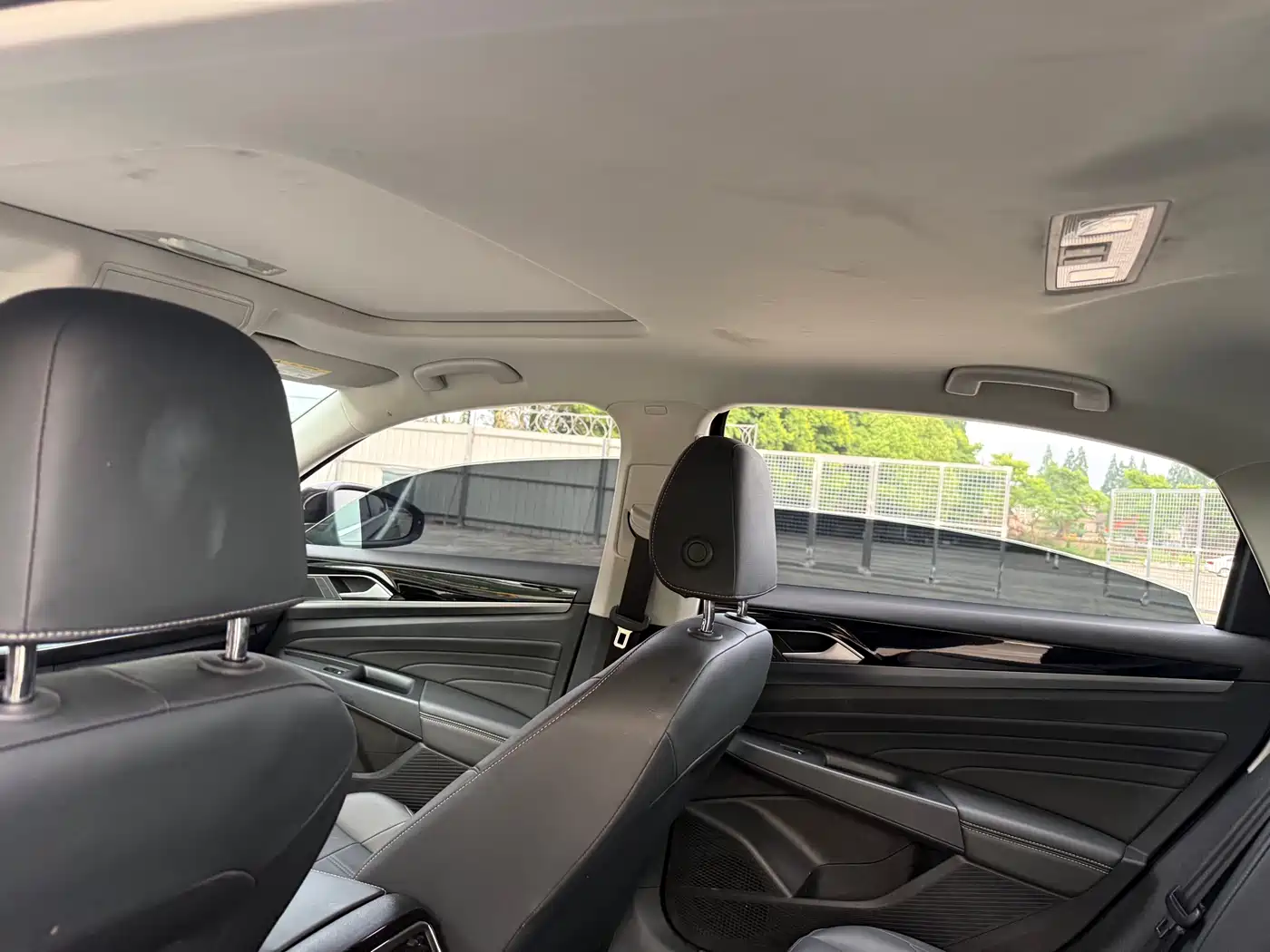 Volkswagen Passat 2024 280TSI Business Edition фото 10