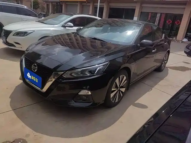 NISSAN TEANA