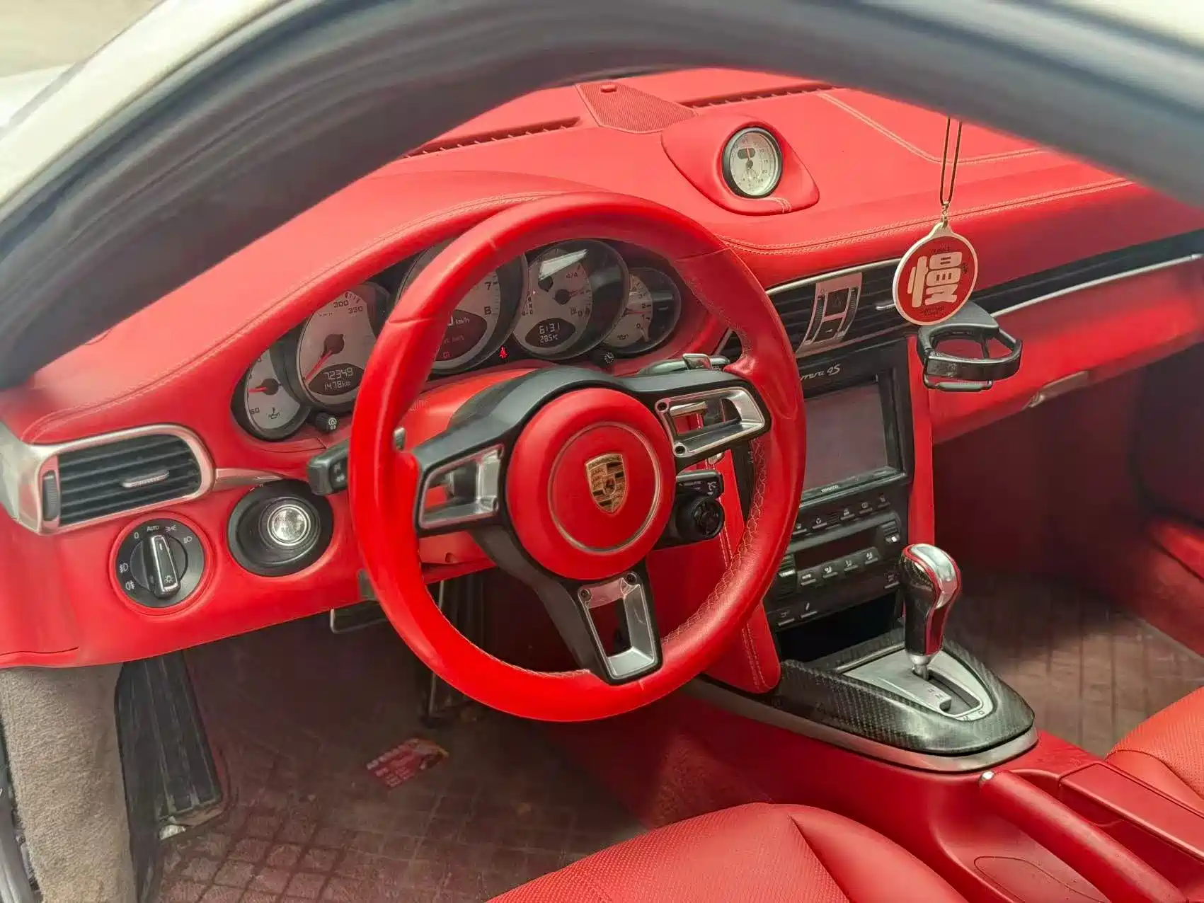 Фото 5 - Porsche 911