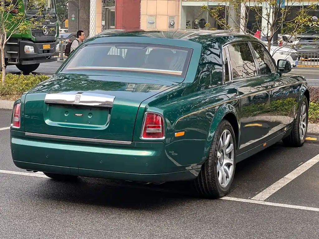 Rolls-Royce Phantom 2014 2013 6.7L Extended Wheelbase (EWB)