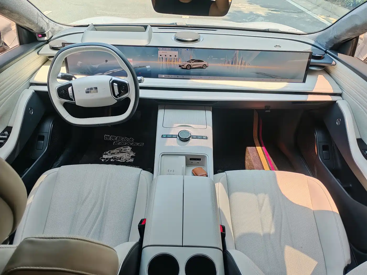 Geely Galaxy Galaxy E8 2024 2024 665km RWD Starship Voyager Edition