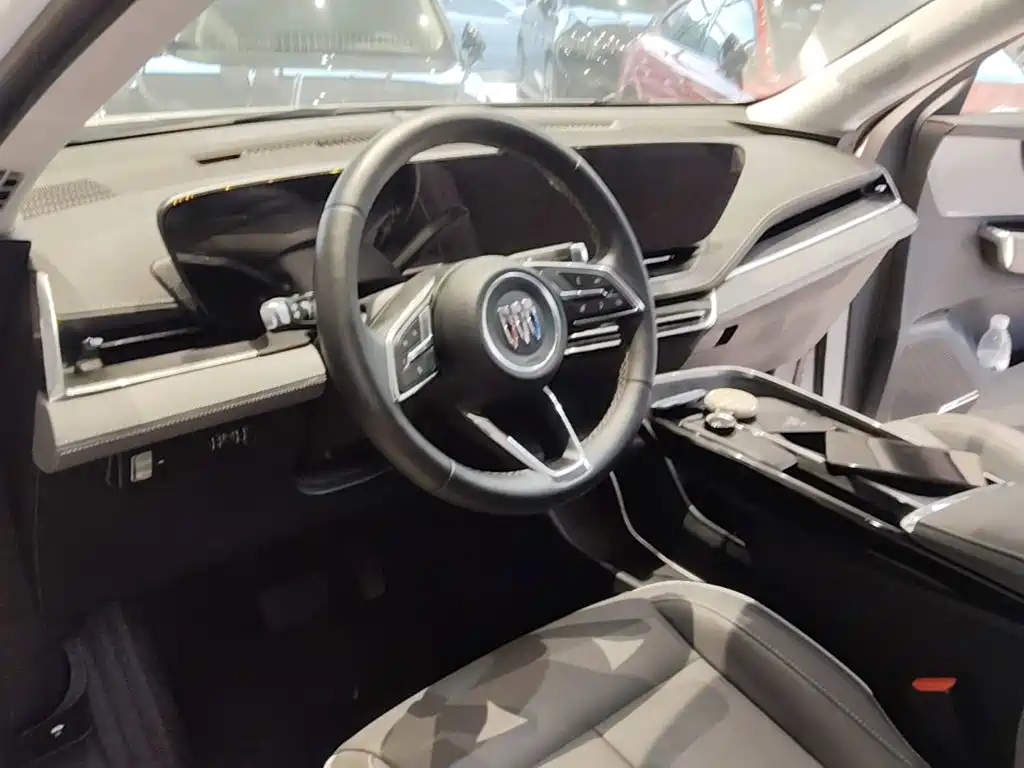 Buick E5 2025 2025 Model 620KM Premium Edition