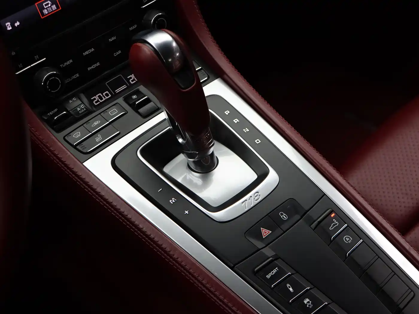 Porsche 718 2016 Cayman 2.0T фото 14