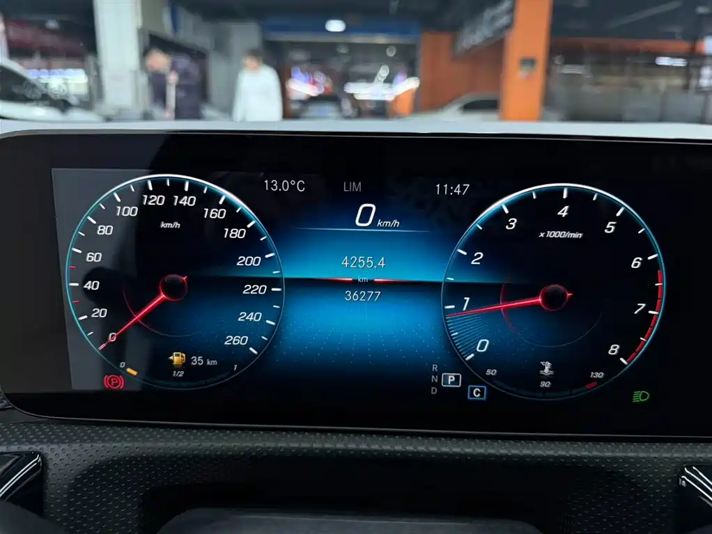 Mercedes-Benz A-Class 2022 A 180 L фото 10