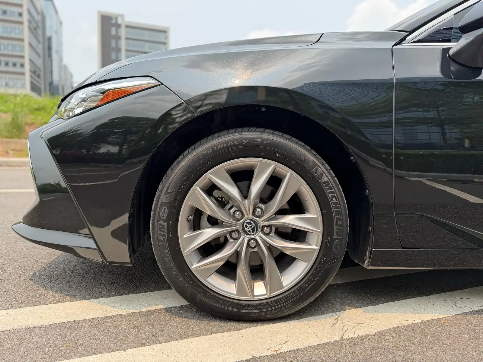 Фото 5 - Toyota Avalon