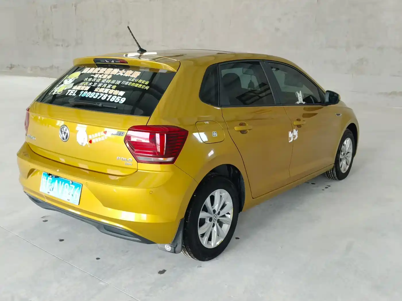 Volkswagen Polo 2019 Plus 1.5L Automatic Colorful Tech Edition фото 9