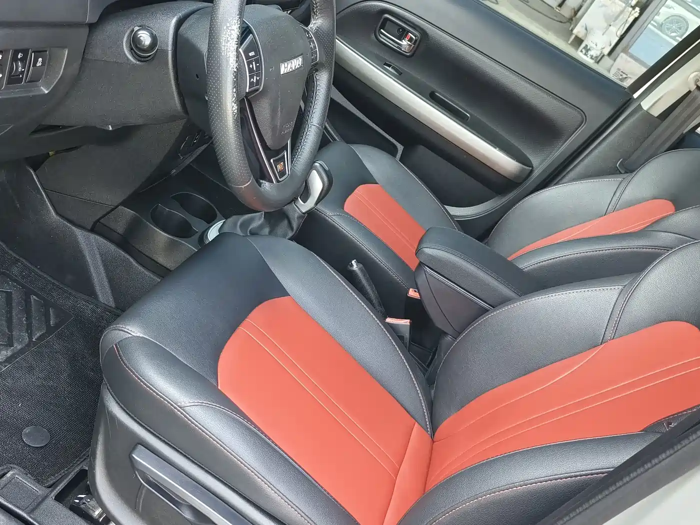 Haval H1 2016 2016 Red Label 1.5L AMT Luxury