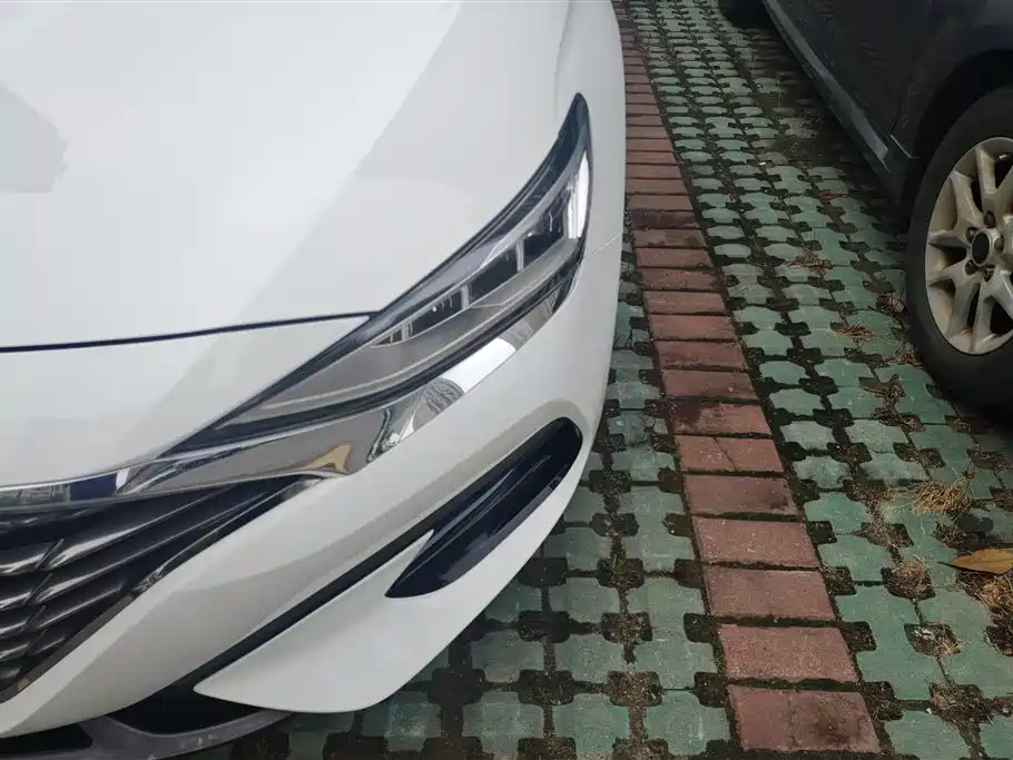 Hyundai Fista 2019 280TGDi Sport Edition China VI фото 5