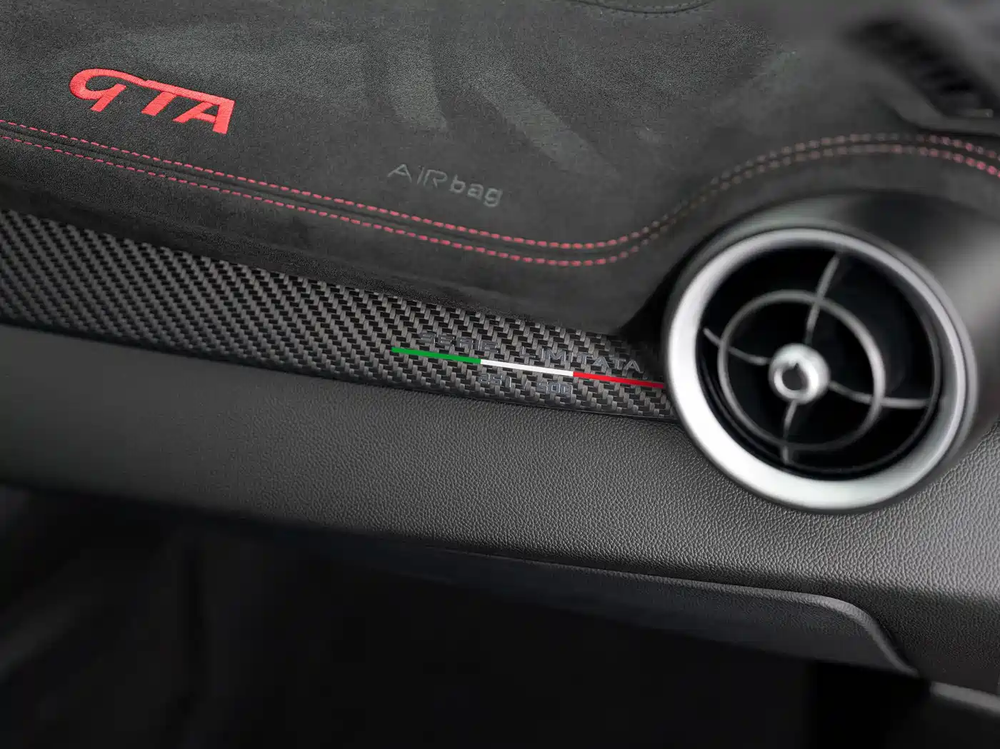 Alfa Romeo Giulia 2024 2021 GTA