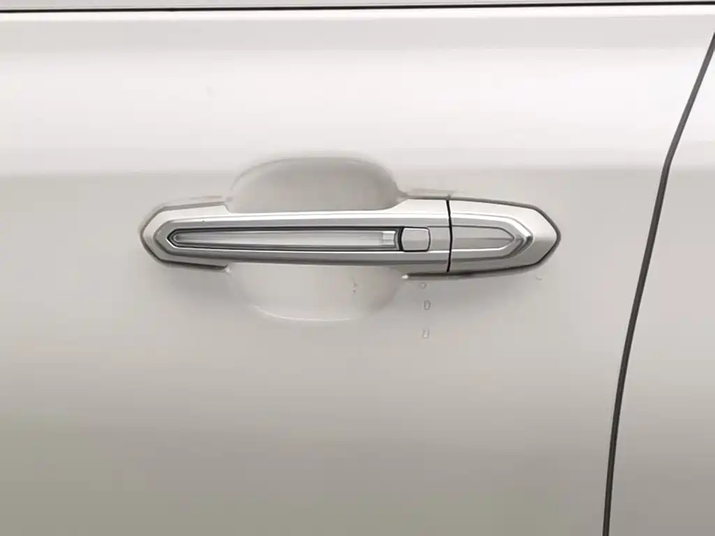 Photo 18 - Cadillac XT4
