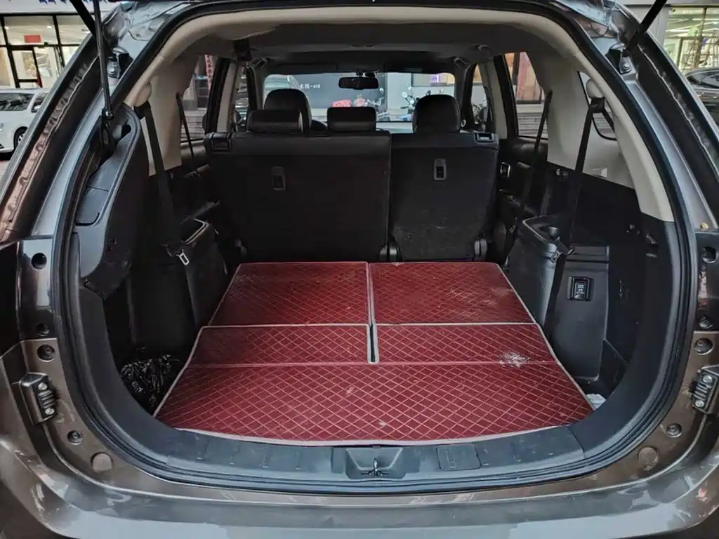 Фото 2 - Mitsubishi Outlander